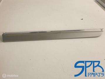 PASSAT B8 DEURLIJST Portierlijst Linksachter LB7W 3G0854949A beschikbaar voor biedingen