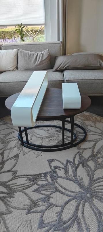 Design wand rekken display plateaus wit mdf hoge kwaliteit. beschikbaar voor biedingen