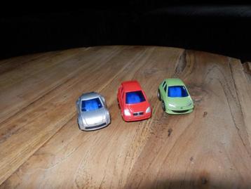 3 x Welly modelauto Mercedes Benz Peugeot en Nissan beschikbaar voor biedingen