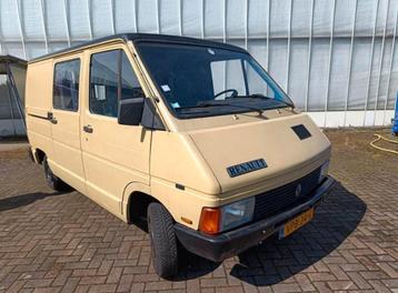 Renault Trafic 1984 APK wegenbelastingvrij Camper project beschikbaar voor biedingen