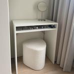 Make-up tafel set – IKEA bureau + spiegel + Xenos teddy poef, Ophalen, Zo goed als nieuw