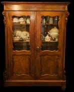 Biedermeier vitrinekast, Ophalen