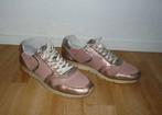 Roze / rosegoud leren sneakers, Post Xchange maat 40, Ophalen of Verzenden, Sneakers of Gympen, Roze, Gedragen
