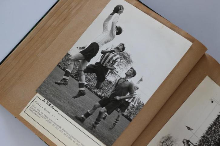 persfoto' s competitie 1945 - 1952 uniek, Verzamelen, Sportartikelen en Voetbal, Gebruikt, Boek of Tijdschrift, Overige binnenlandse clubs