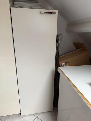 Handige kast Te koop!