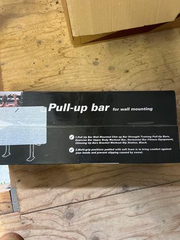 Nieuwe Pull-up Bar voor Wandmontage beschikbaar voor biedingen