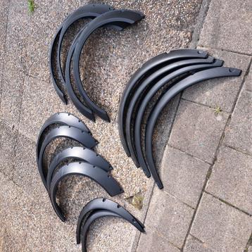 Spatbordverbreders, diverse maten beschikbaar voor biedingen