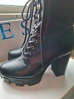 Dames schoen,  laarsje, boots. GUESS, Ophalen of Verzenden, Zo goed als nieuw, Zwart