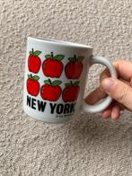 Vintage New York mok/ the Big Apple in goede staat, Huis en Inrichting, Keuken | Servies, Ophalen of Verzenden, Zo goed als nieuw