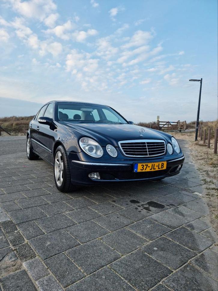 EXPORT ONLY Mercedes-Benz E-Klasse 3.2 E320 Sedan AUT 2002, Auto's, Mercedes-Benz, Particulier, E-Klasse, Airbags, Airconditioning