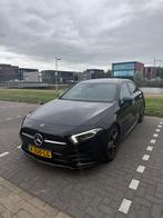 Mercedes-Benz A180 Automaat | 2021 | 95.000 km | Pano |, Auto's, Mercedes-Benz, 136 pk, 1280 kg, Zwart, 4 cilinders