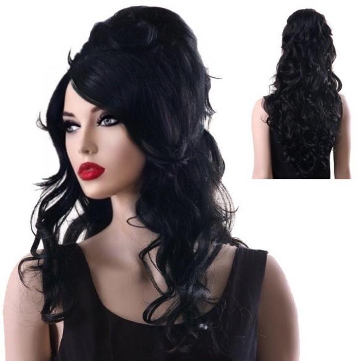 Luxe Amy Winehouse beehive pruik incl. gratis rozen tattoo, Sieraden, Tassen en Uiterlijk, Uiterlijk | Haarverzorging, Nieuw, Pruik of Haarverlenging