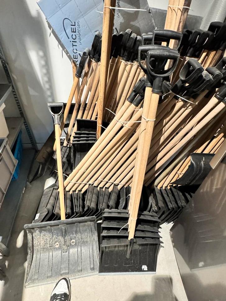 Sneeuwschep / Sneeuwschuiver, Tuin en Terras, Hand-tuingereedschap, Nieuw, Ophalen