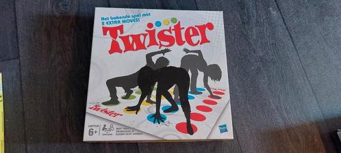 Twister nooit gebruikt !, Hobby en Vrije tijd, Gezelschapsspellen | Bordspellen, Zo goed als nieuw, Drie of vier spelers, Vijf spelers of meer