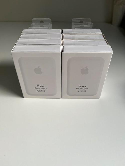 Apple Magsafe Battery Pack, Telecommunicatie, Powerbanks, Zo goed als nieuw, Ophalen of Verzenden