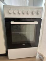 Beko fornuis, Witgoed en Apparatuur, Fornuizen, Ophalen, 4 kookzones, Zo goed als nieuw, Inbouw