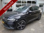 Volkswagen Tiguan 1.4 TSI ACT Highline / Trekhaak / Lederen, 4 cilinders, 150 pk, Zwart, Leder