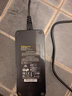Van Moof S3 & X3 oplader, Ophalen of Verzenden, Zo goed als nieuw