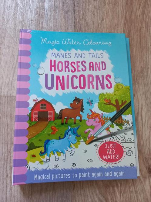 Water kleurboek / Magic Water Colouring, Kinderen en Baby's, Speelgoed | Educatief en Creatief, Zo goed als nieuw, Ophalen of Verzenden
