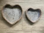 2 dienbladen in hartvorm landelijk stoer robuust NIEUW, Ophalen of Verzenden, Zo goed als nieuw, Overige vormen, Hout