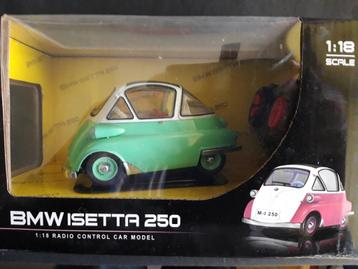  BMW Isetta 250 mintgroen-wit 1:18 RC model beschikbaar voor biedingen