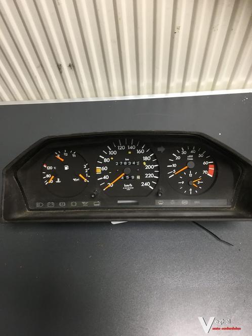 Mercedes W124  1994     Benzine      124 542 6669   Km Telle, Auto-onderdelen, Dashboard en Schakelaars, Gebruikt, Ophalen of Verzenden