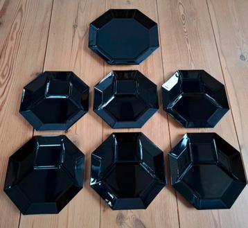 Vintage zwarte 8-hoekige fondueborden. Incl.groot bord. beschikbaar voor biedingen