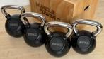 MOOIE SET KETTLEBELLS: 20, 24, 28, 32 KG | Chrome met rubber, Sport en Fitness, Ophalen, Zo goed als nieuw, Kettlebell