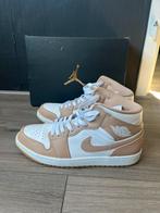 Air Jordan 1 Mid - In Nieuwe Staat!, Ophalen of Verzenden, Zo goed als nieuw, Schoenen
