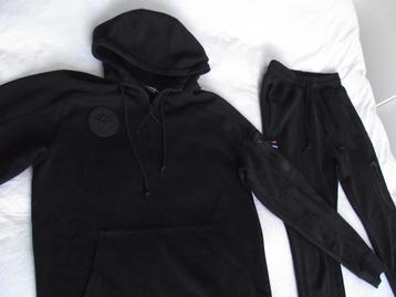 zwart Black Bananas Force trainingspak relax pak S 170--176 beschikbaar voor biedingen