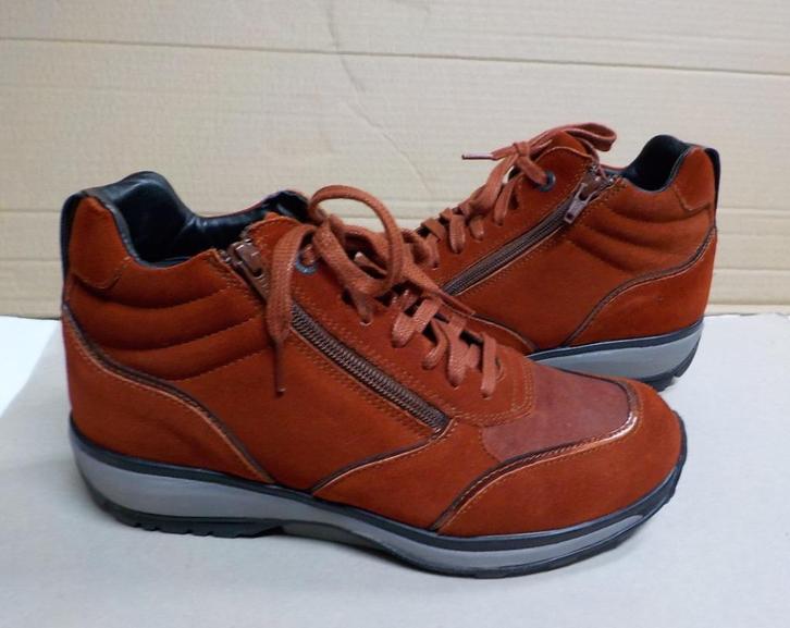 Xsensible Stretchwalker roestbruin veterboot maat 40, Kleding | Dames, Schoenen, Zo goed als nieuw, Sneakers of Gympen, Bruin