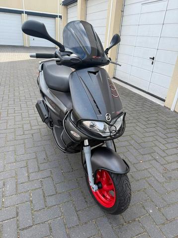 Gilera Runner 180cc 50cc Beugels sierbeugels valbeugels zgan beschikbaar voor biedingen