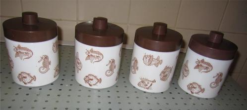 4 opalglazen witte potten met bruine deksels, Verzamelen, Retro, Huis en Inrichting, Ophalen of Verzenden