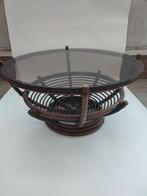 Rotan salontafel met glazen blad, Ophalen