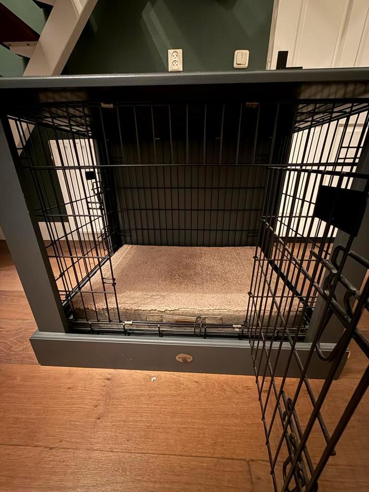 Hondenbench met houten ombouw, Dieren en Toebehoren, Hondenbenches, Gebruikt, Ophalen