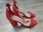 Leuke sandalen, rood maat 39, Kleding | Dames, Schoenen, Sandalen of Muiltjes, Ophalen of Verzenden, Zo goed als nieuw, Rood