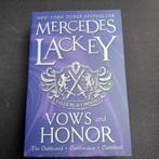 Vows and Honor omnibus - Mercedes Lackey, Ophalen of Verzenden, Zo goed als nieuw, Mercedes Lackey