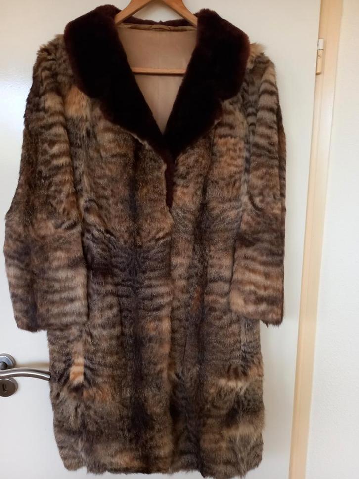 Lange bontjas Aziatische kat, maat circa 40-42, bruingrijs, Kleding | Dames, Jassen | Winter, Gedragen, Maat 38/40 (M), Zwart