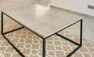 Grijs koffie Tafel beschikbaar voor biedingen