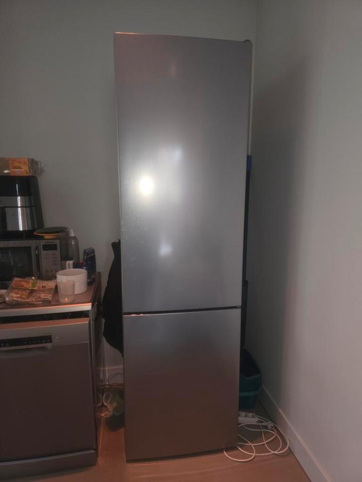 Bosch Koel/Vries Combi - 4 jaar jong!, Witgoed en Apparatuur, Koelkasten en IJskasten, Gebruikt, Met vriesvak, 200 liter of meer