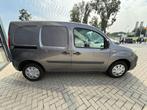 Renault Kangoo 1.5 dCi 75 Airco "INRUILKOOPJE VOOR HANDELSPR, Auto's, Bestelauto's, Euro 5, Gebruikt, 4 cilinders, Renault