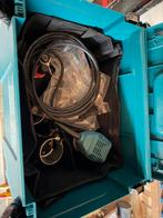 Makita RT0702CX3J Kantenfrees - Nieuwstaat!, Ophalen, Zo goed als nieuw, Elektrisch, Kantenfrees