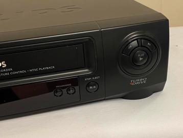 Philips VHS videorecorder beschikbaar voor biedingen