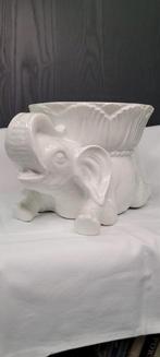 Vintage bloempot olifant, Overige vormen, Ophalen of Verzenden, Zo goed als nieuw, Minder dan 25 cm