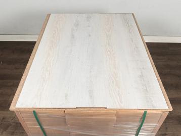 Partij click pvc plank met hdf onderlaag. 20 euro per m2 beschikbaar voor biedingen