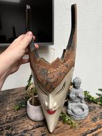 Houtsnijwerk masker uit Bali Indonesie bekleed met batik, Huis en Inrichting, Woonaccessoires | Wanddecoraties, Verburgt Vintage