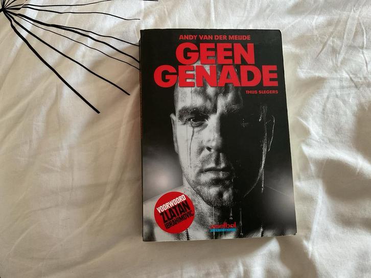 Geen Genade - Andy van der Meijde, Boeken, Biografieën, Zo goed als nieuw, Sport, Ophalen of Verzenden