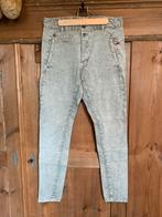 10 Feet zachtgroene baggy jeans mt. 27, Gedragen, Ophalen of Verzenden, W27 (confectie 34) of kleiner, 10 Feet