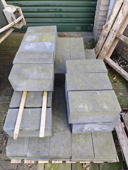 Bandjes en border blokken, Tuin en Terras, Tegels en Klinkers, Zo goed als nieuw, Overige typen, Beton, Minder dan 5 m², Ophalen