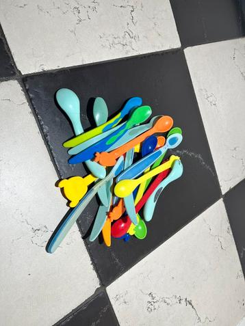 Babylepeltjes beschikbaar voor biedingen